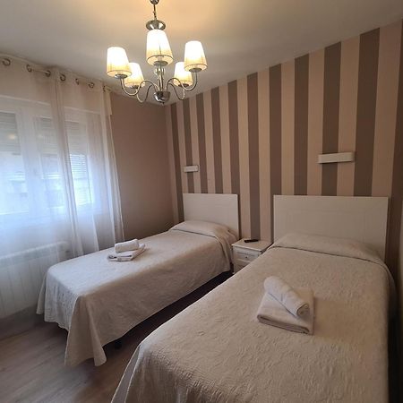 Rooms Castro Centro Екстериор снимка